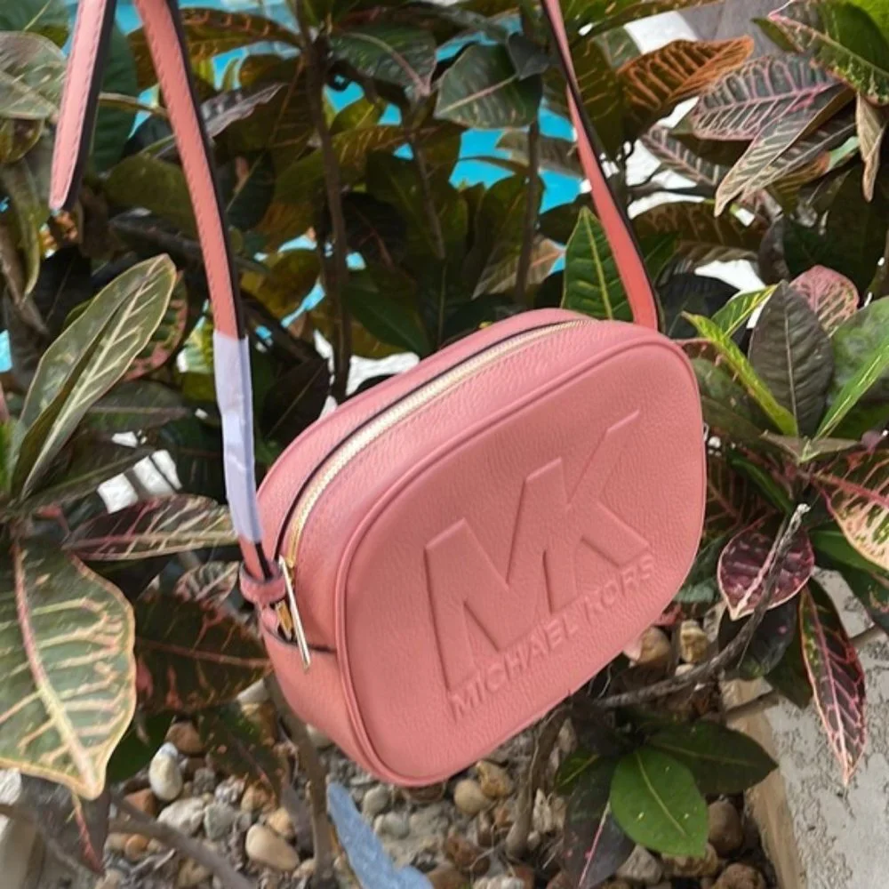 MICHAEL KORS Jet Set Medium Embossed Pebbled Leather Crossbody Bag Sherbert
